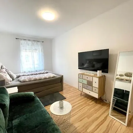 Elegante Mit Balkon - Nähe Stadthalle * Graz