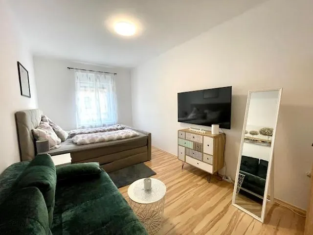 Elegante Mit Balkon - Naehe Stadthalle * 格拉茨